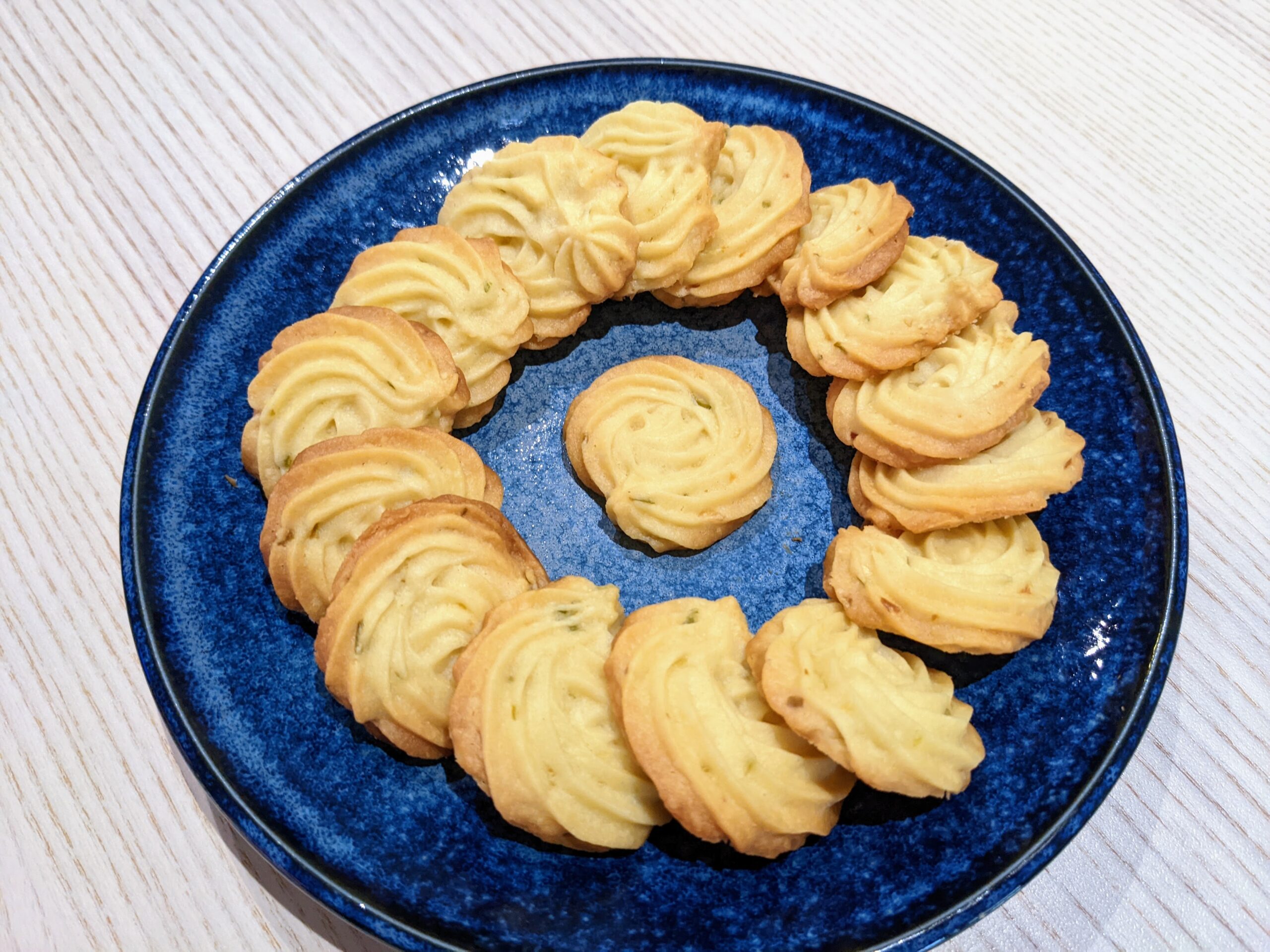 葱油曲奇 | Savory Scallion Butter Cookies