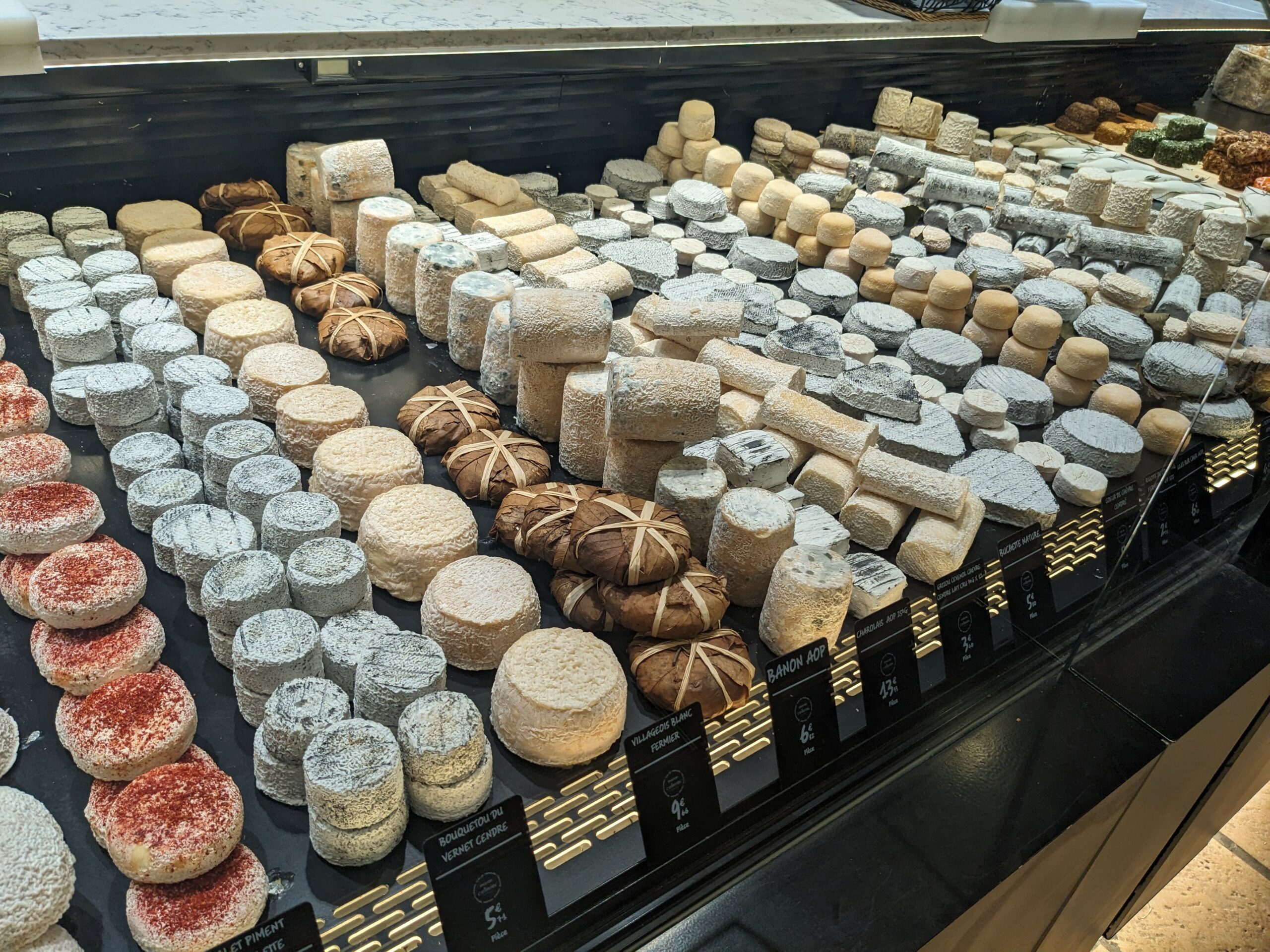 Paris, Lyon, Strasbourg Foodprints